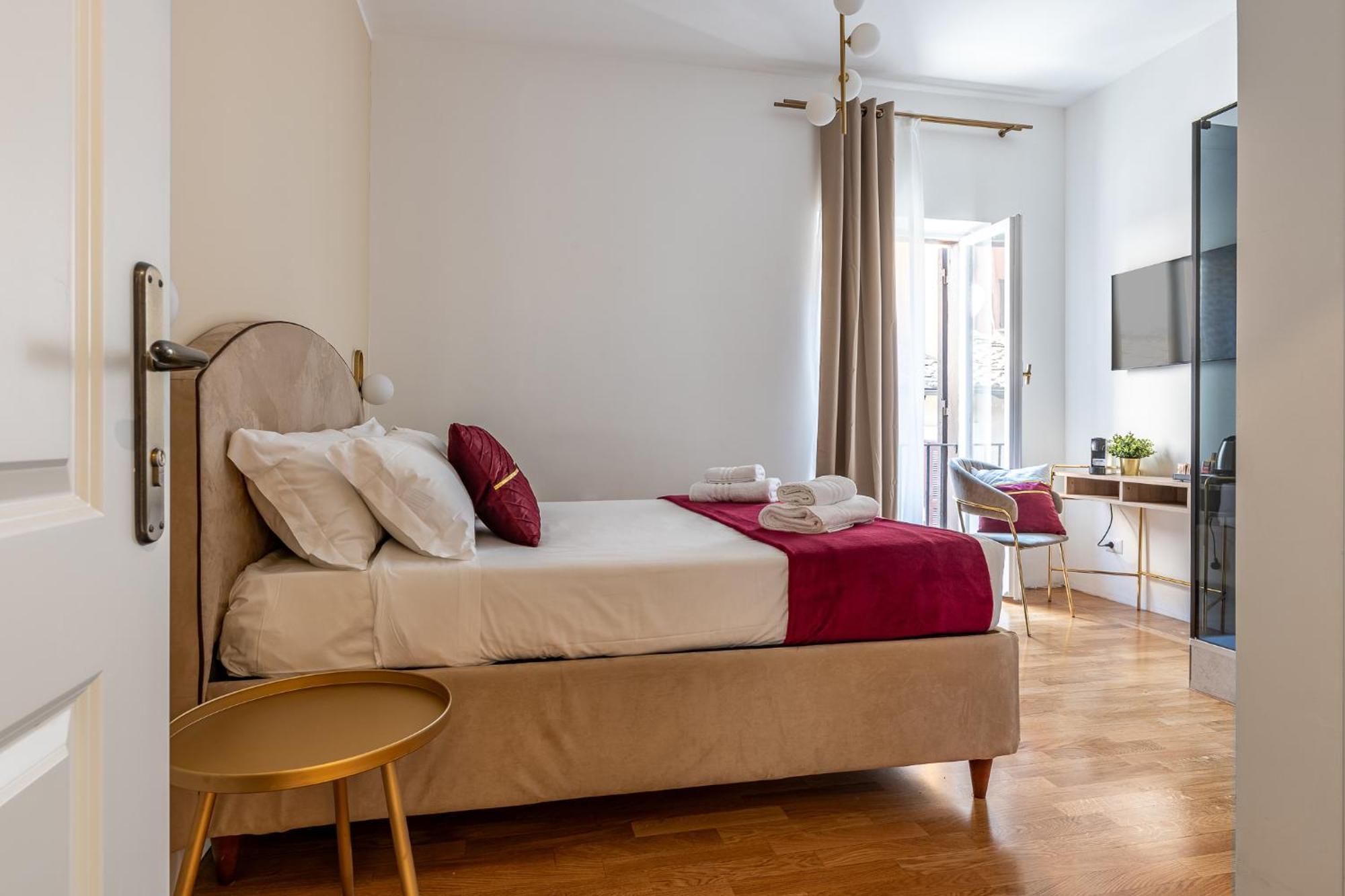 Decimo Meridio- At Spanish Steps- Рим Экстерьер фото
